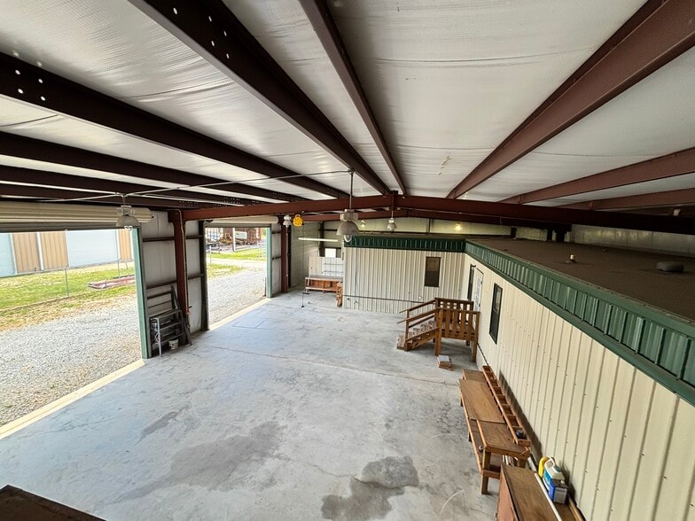 More Photos Of 19300 Valdosta Hwy, Valdosta Distribution For Lease