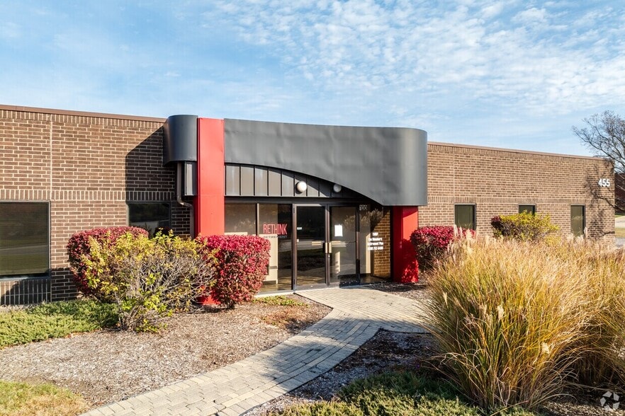 Primary Photo Of 455 Kehoe Blvd, Carol Stream Office For Lease
