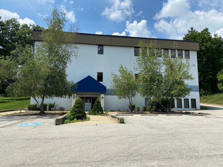 More Photos Of 1011 Old Salem Rd, Greensburg Office For Sale