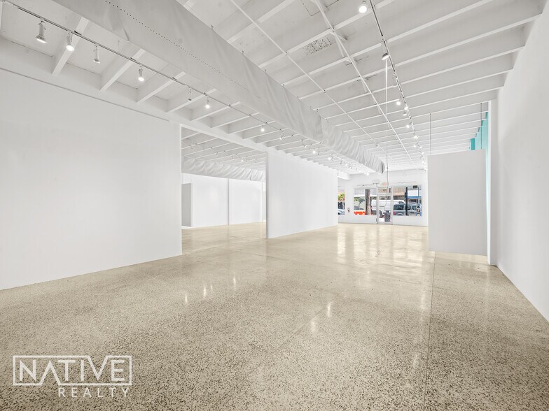 More Photos Of 2014-2016 Harrison St, Hollywood Storefront For Sale