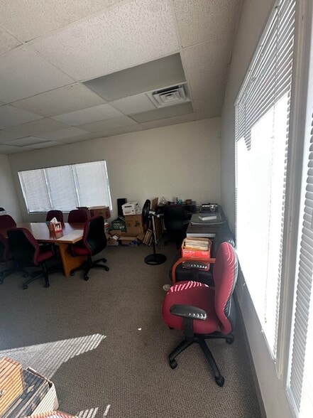 More Photos Of 1905 Covillaud St, Marysville General Retail For Sale