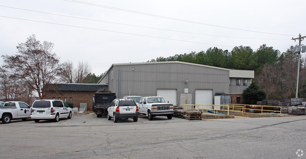 More Photos Of 125 Leader Dr, Piedmont Manufacturing For Lease