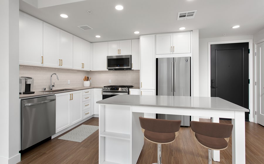 More Photos Of 185 S State College Blvd, Brea Apartments For Lease