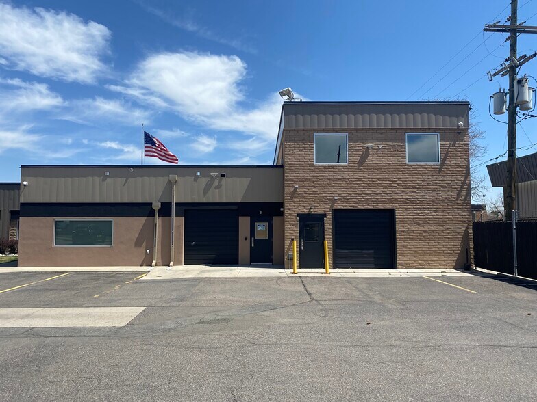 Primary Photo Of 4765 Independence St, Wheat Ridge Flex For Lease