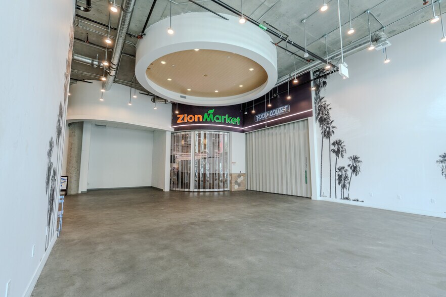 More Photos Of 750 S Oxford Ave, Los Angeles Apartments For Lease