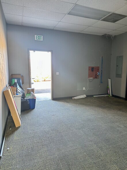More Photos Of 57930-58132 29 Palms Hwy, Yucca Valley Unknown For Lease