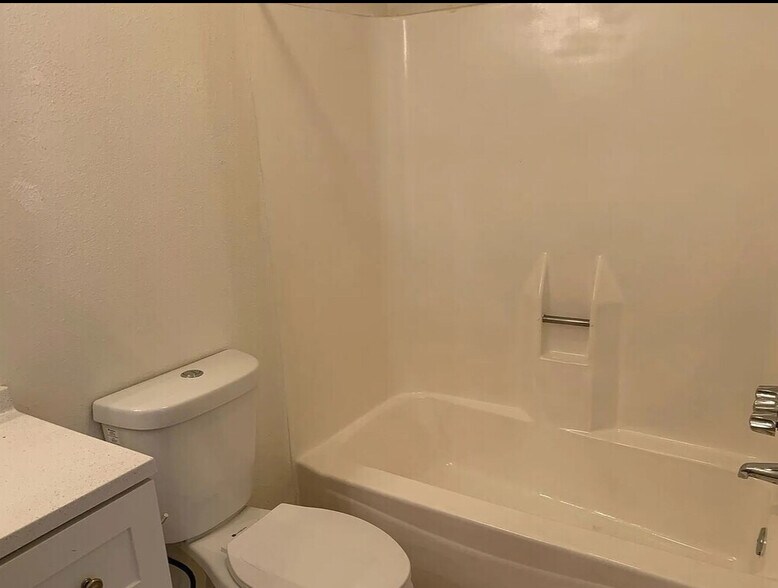 More Photos Of 4065 Wightman St, San Diego Apartments For Sale