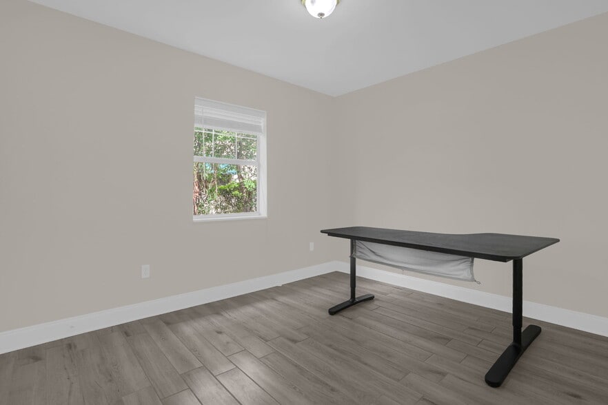 More Photos Of 1501 E Robinson St, Orlando Office Residential For Lease