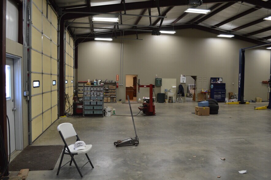 More Photos Of 19540 AR-14, Harrisburg General Retail For Sale
