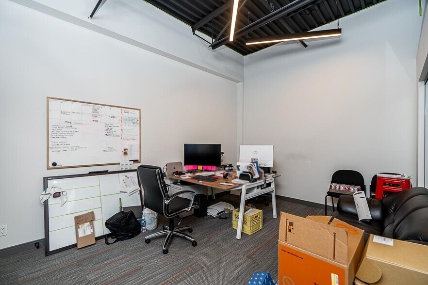 More Photos Of 8275 92 St, Delta Warehouse For Sale