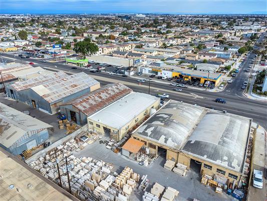 More Photos Of 22593 S Western Ave, Torrance Manufacturing For Sale