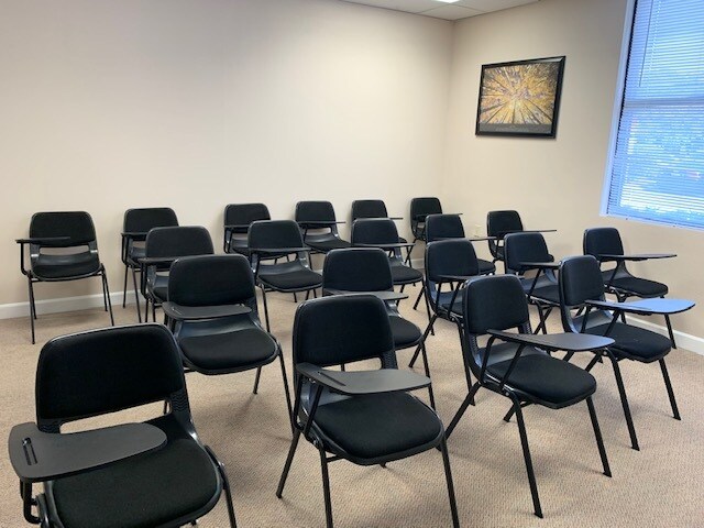 More Photos Of 1507 S Hiawassee Rd, Orlando Medical For Lease