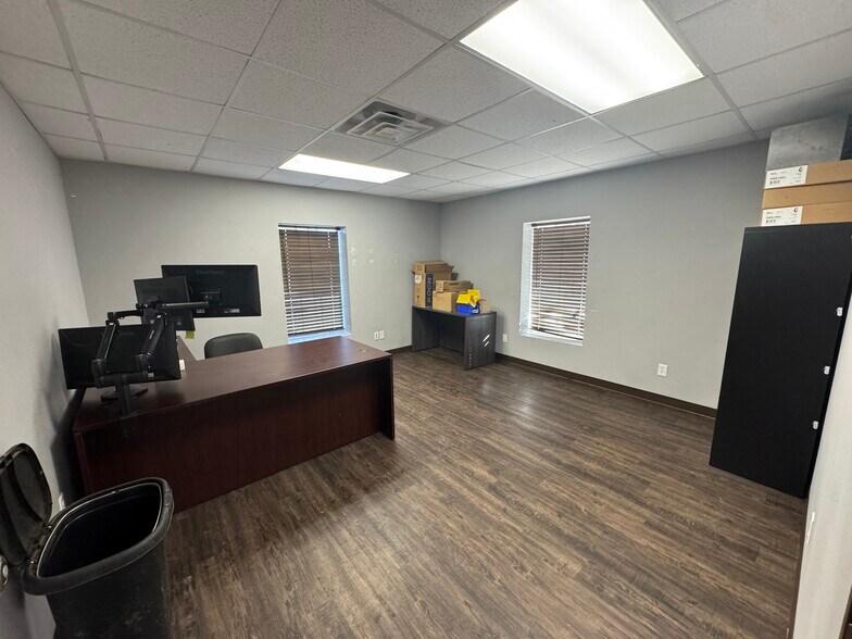 More Photos Of 6229 & 6365 US Highway 59 S, Marshall Warehouse For Sale