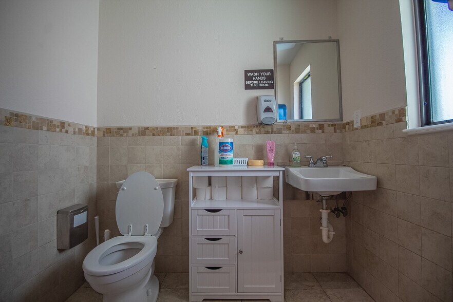 More Photos Of 8261 Burnt Store Rd, Punta Gorda Warehouse For Sale