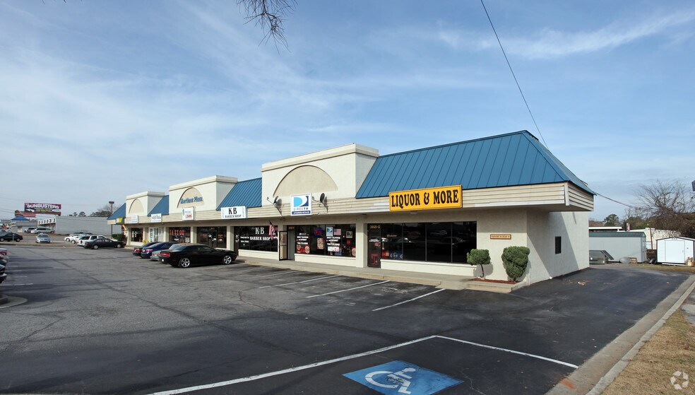 Primary Photo Of 3821 Washington Rd, Augusta General Retail For Lease