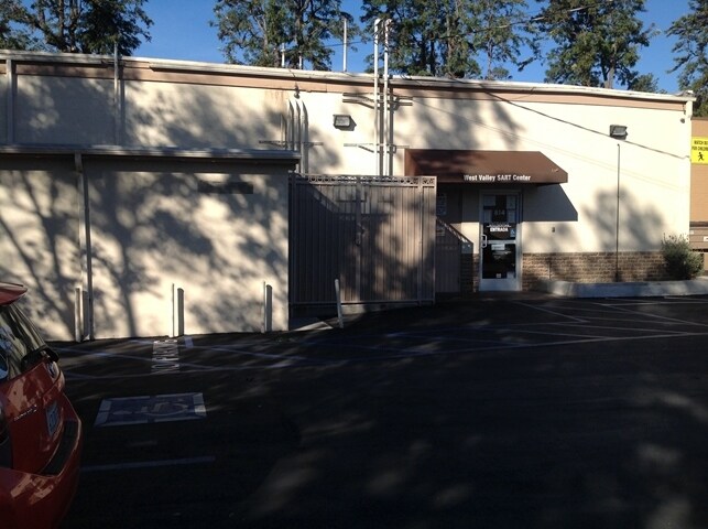 More Photos Of 812 N Euclid Ave, Ontario Storefront For Lease