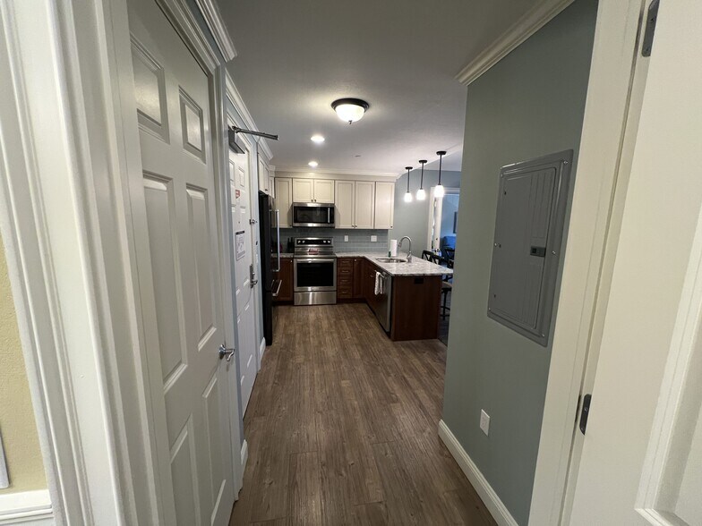 More Photos Of 22 Mountain dr, Lincoln Multifamily For Sale