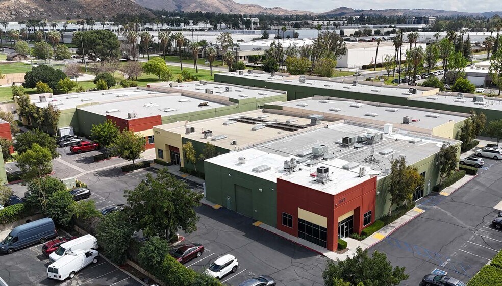 More Photos Of 1541 Marlborough Ave, Riverside Warehouse For Sale