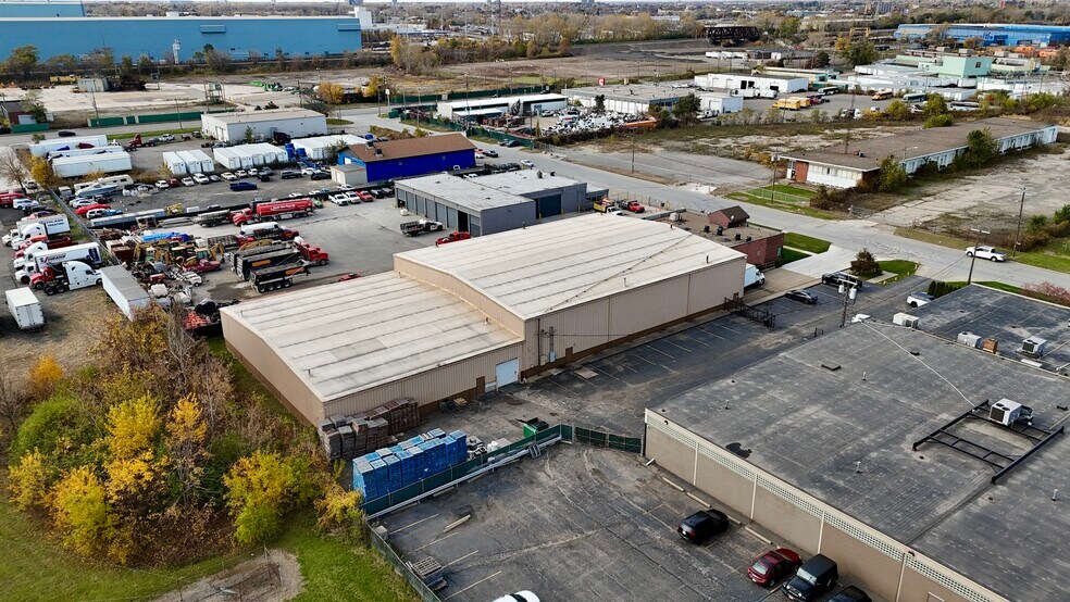 More Photos Of 10001 Mercier St, Dearborn Warehouse For Lease