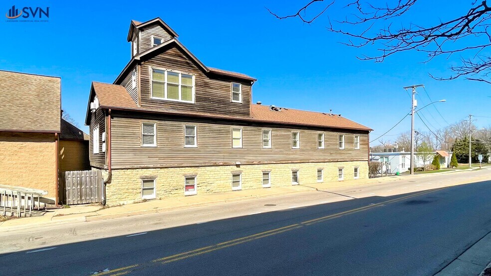 More Photos Of 28 N Bennett St, Geneva Office For Sale