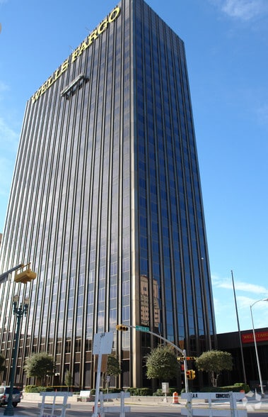 More Photos Of 221 N Kansas St, El Paso Coworking Space