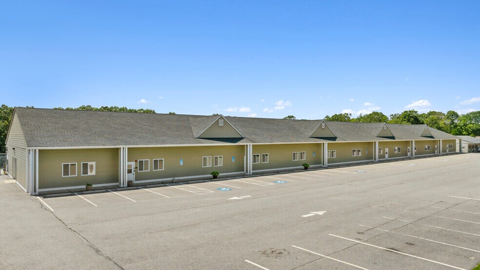 More Photos Of 430 Chapel Hill Rd, Oakdale Freestanding For Lease