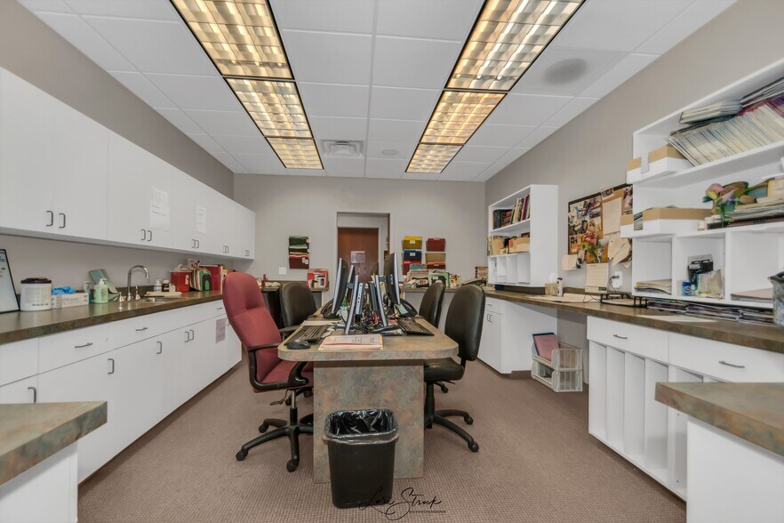 More Photos Of 2825 W Division St, Manteno Medical For Sale
