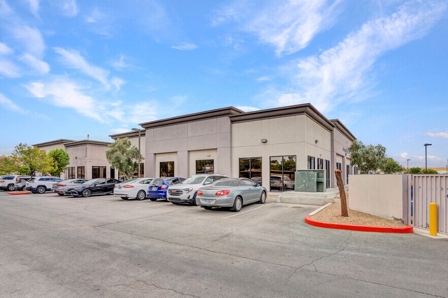 More Photos Of 3460 W Cheyenne Ave, North Las Vegas Office Residential For Sale