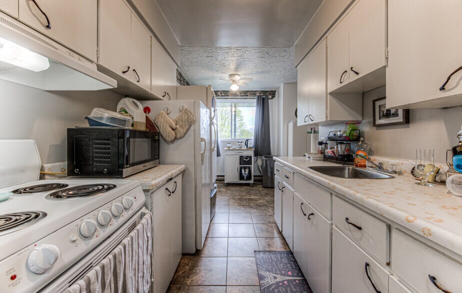 More Photos Of 15 Killdeer Rd, Elmira Apartments For Sale