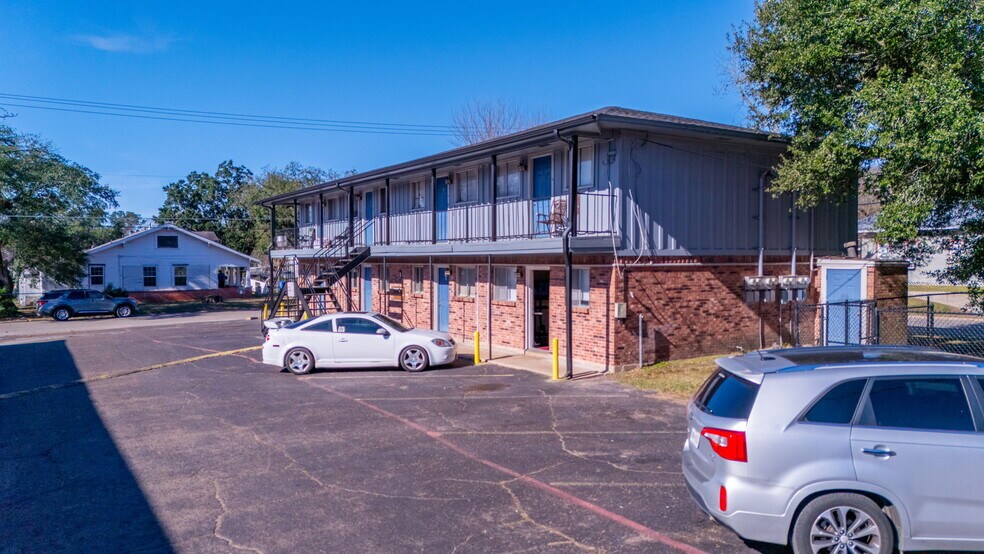 More Photos Of , Lufkin Multifamily For Sale