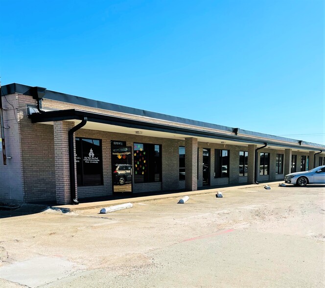 Primary Photo Of 3201 Interstate 30, Mesquite Flex For Lease