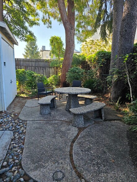 More Photos Of 2542 S Bascom Ave, Campbell Office For Sale