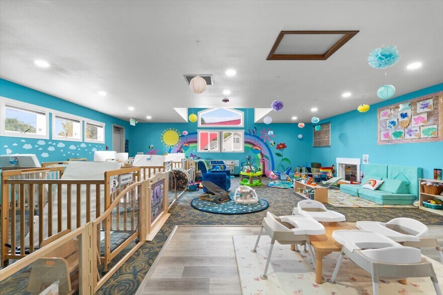 More Photos Of 340 Maple St, Frederick Specialty For Sale