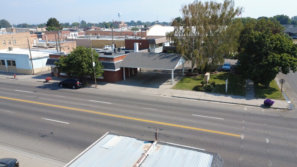 More Photos Of 221 W Main St, Burley Medical For Sale