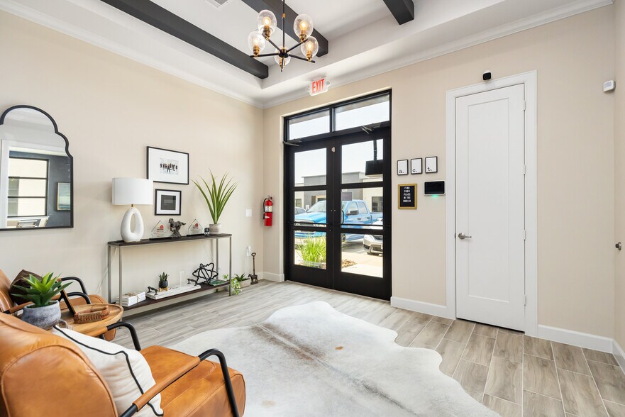 More Photos Of 8118 Fry Rd, Cypress Office For Lease