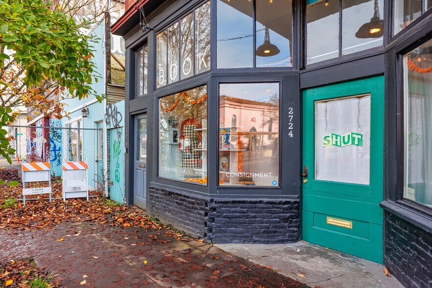 More Photos Of 2726 NE Alberta St, Portland Storefront Retail Residential For Lease