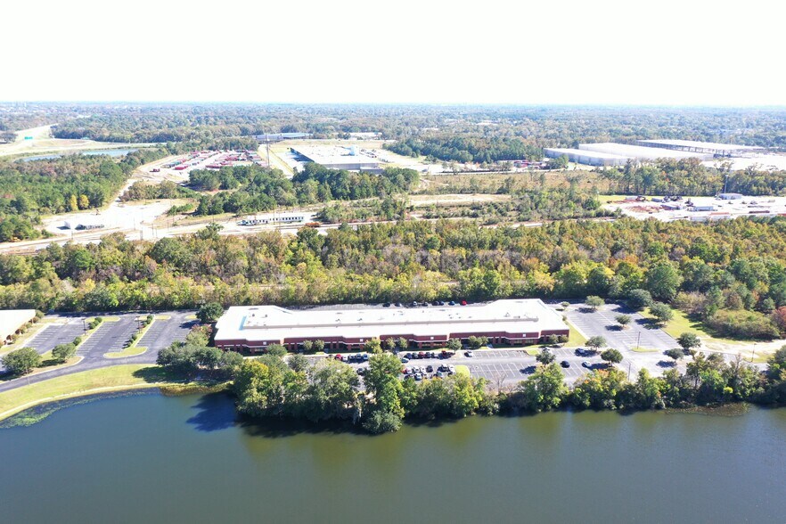 More Photos Of 8001 Chatham Center Dr, Savannah Office For Lease