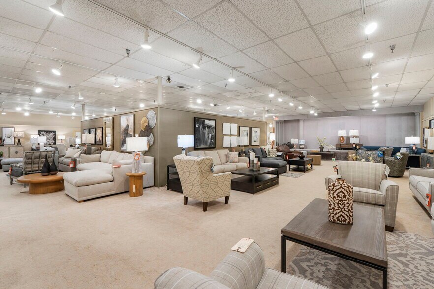 More Photos Of 334 County Road 81, Osseo Storefront Retail Office For Sale