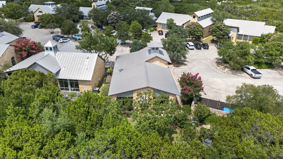 More Photos Of 16007 Via Shavano, San Antonio Office For Sale