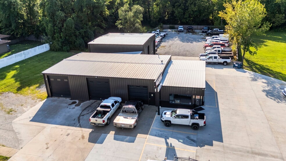 More Photos Of 404 N East St, Paola Auto Repair For Sale