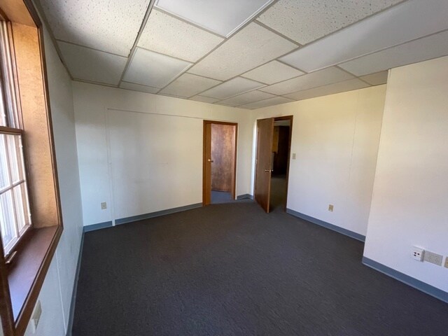 More Photos Of 425 S Adams St, Green Bay Office For Lease