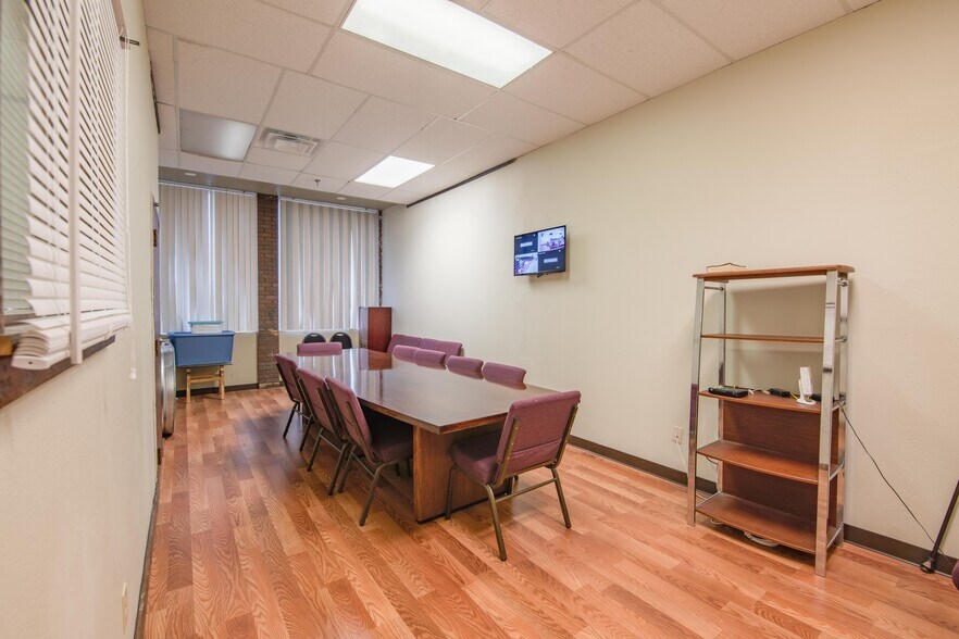More Photos Of 1717 W Euless Blvd, Euless Office For Sale