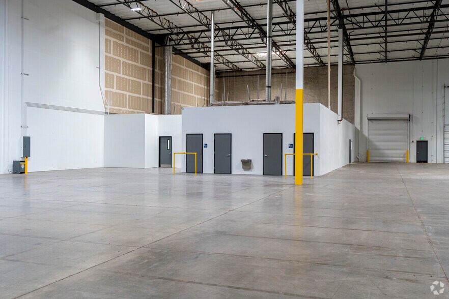 More Photos Of 775 Waltham Way, Sparks Distribution For Lease