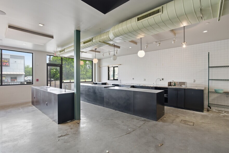 More Photos Of 1903 Jefferson St, Nashville Apartments For Lease