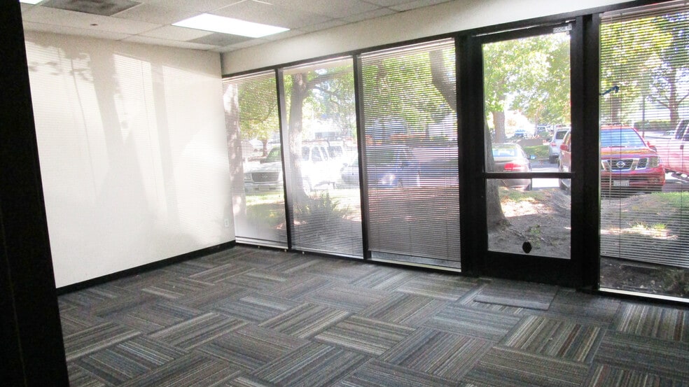 More Photos Of 6115-6125 State Farm Dr, Rohnert Park Light Manufacturing For Lease