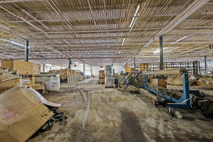 More Photos Of 1000 E Butler Ave, Liberty Manufacturing For Sale