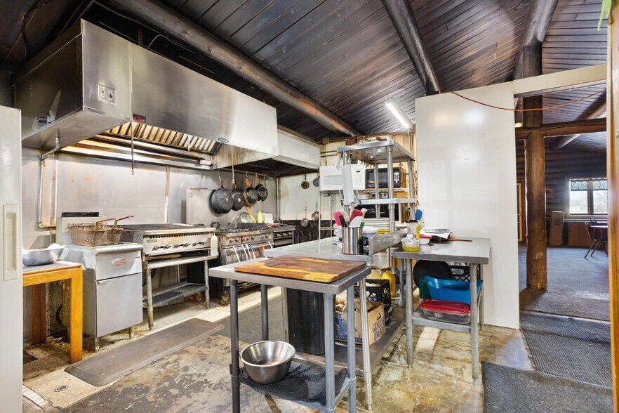 More Photos Of 213 Main St, Antler Restaurant For Sale