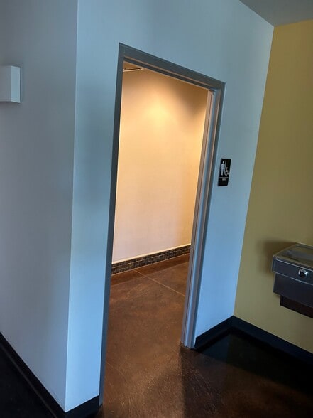 More Photos Of 28181 N 56th St, Scottsdale Religious Facility For Sale