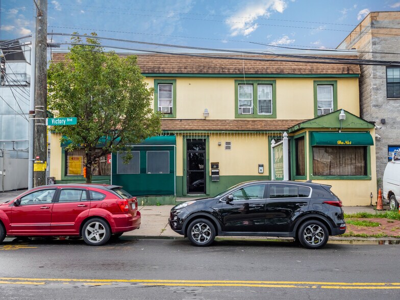 More Photos Of 4358 Victory Blvd, Staten Island Storefront Retail Residential For Lease