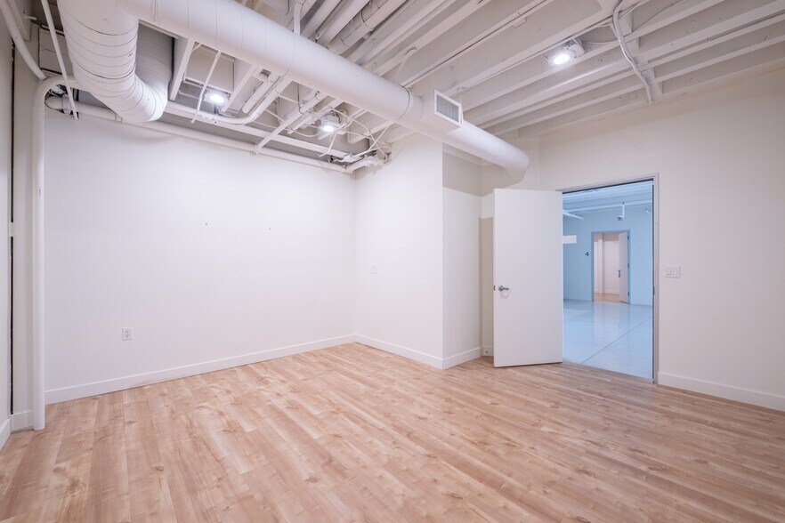 More Photos Of 1538 20th St, Santa Monica Loft Creative Space For Lease